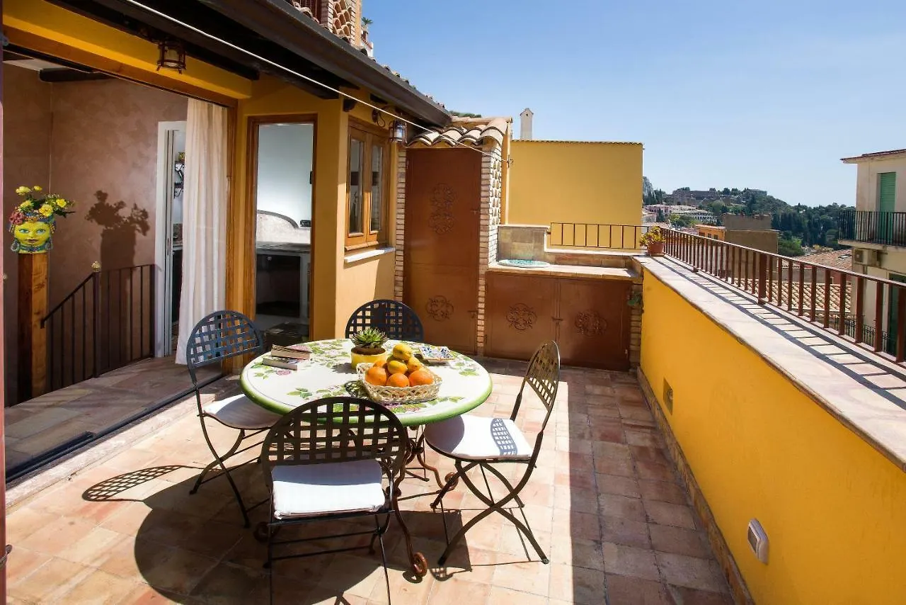 Taormina Al Bacio Apartment